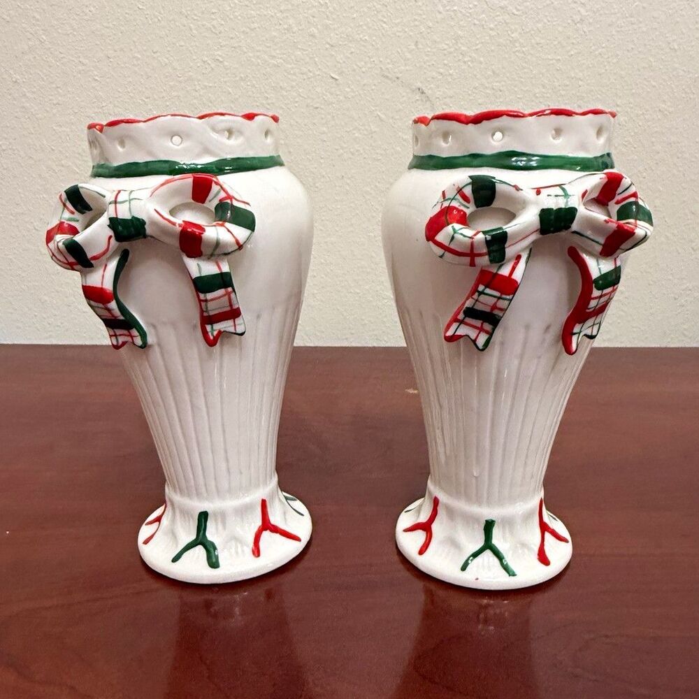 2-Pack Small White Ceramic Tapered Vases Plaid Bow 3D Glossy Christmas